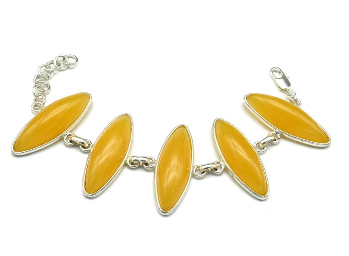 Bracelet with amber in silvering fig. 15*40mm honey-milk, 19cm