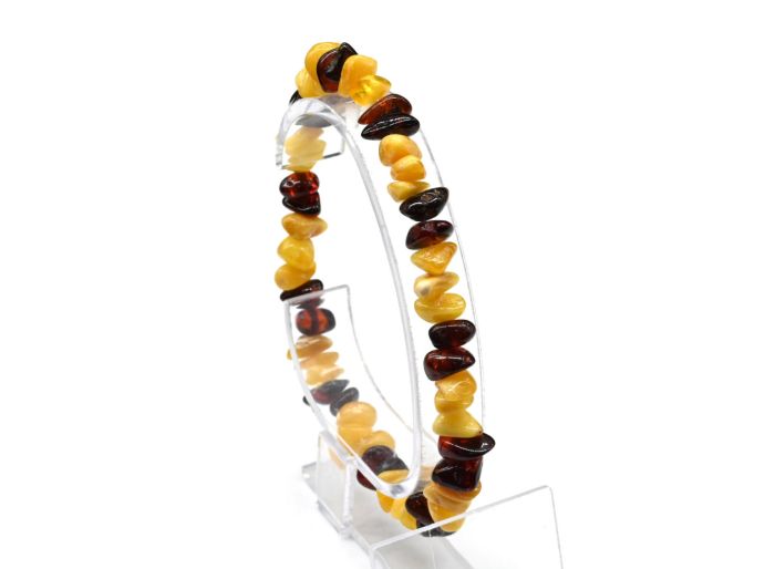 A bracelet made of amber, milk crumb, i.e. cognac