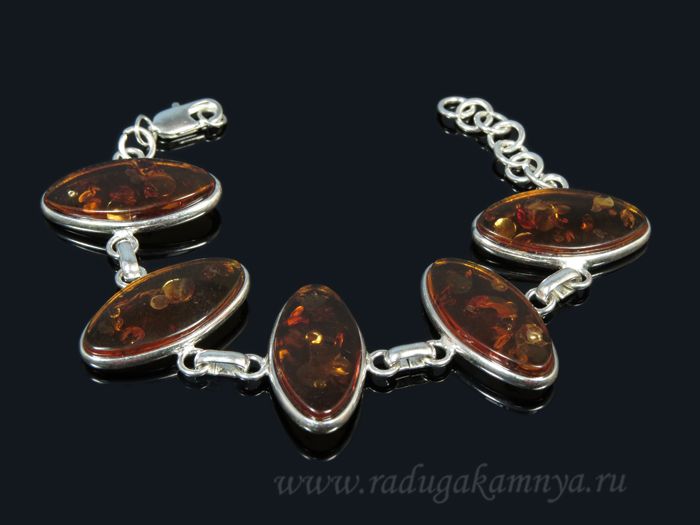 Bracelet with amber in silvering fig. 15*30mm cognac, 19cm