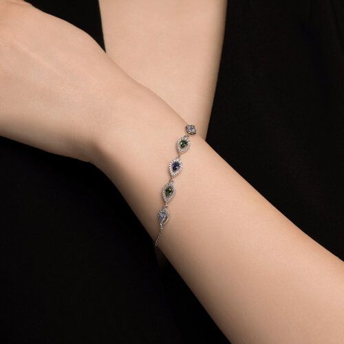 Silver bracelet with phianite 94051180