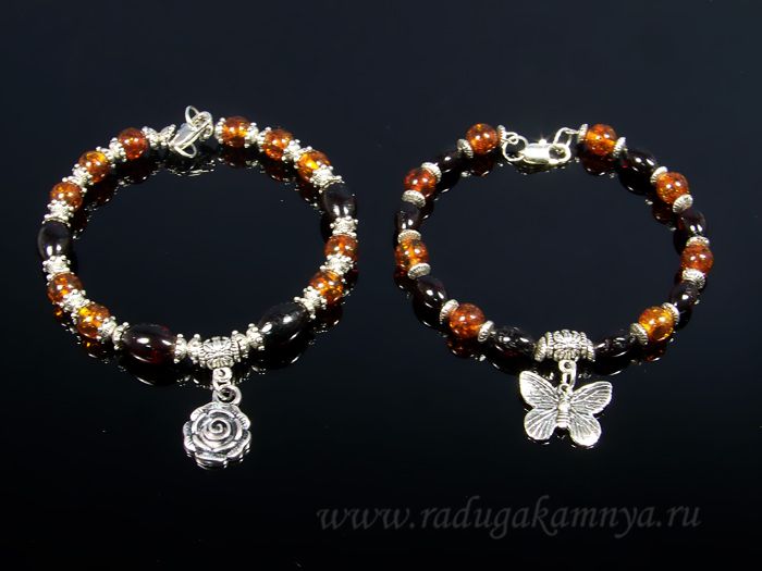 Amber bracelet with pendants. cognac, coffee, 20cm