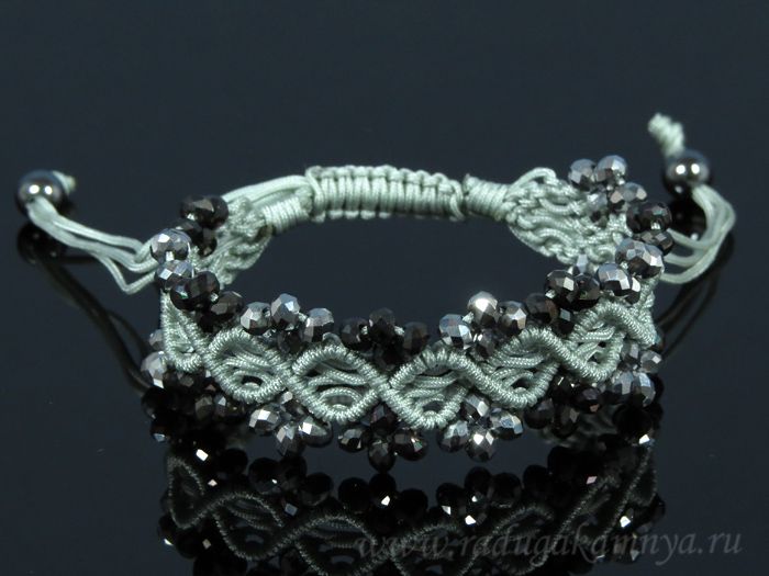 Braided bracelet with zircons grey