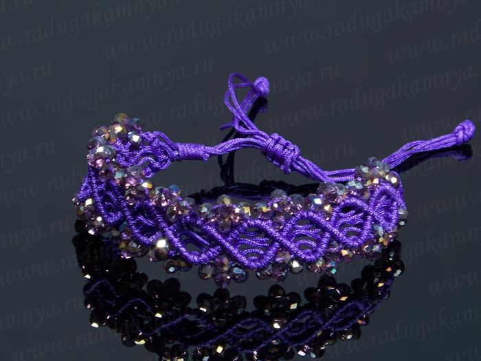 Braided bracelet with zircons lilac