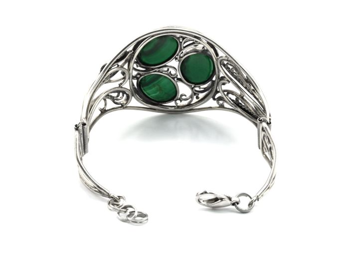 Bracelet with malachite, 18cm.