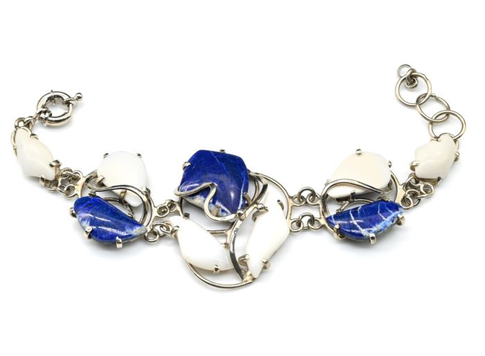 Lapis lazuli and caholong bracelet, 17-19cm