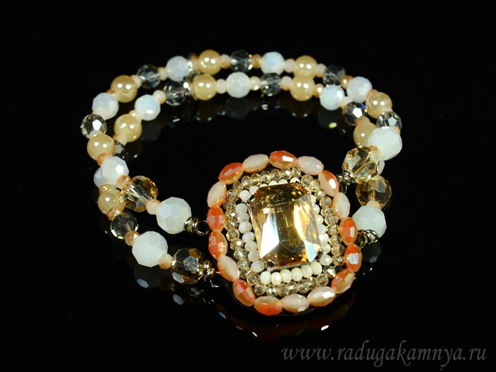 Handmade bracelet with zircon