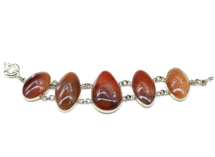 Chalcedony bracelet, 18cm.