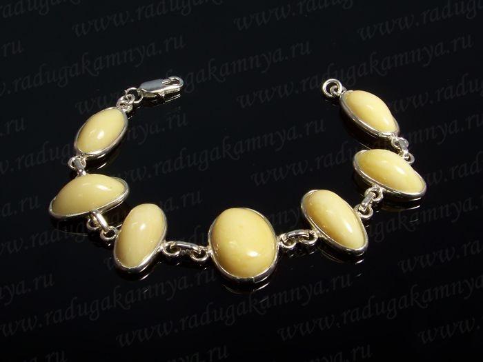 Bracelet with amber in silver oval 20*25mm, 21cm